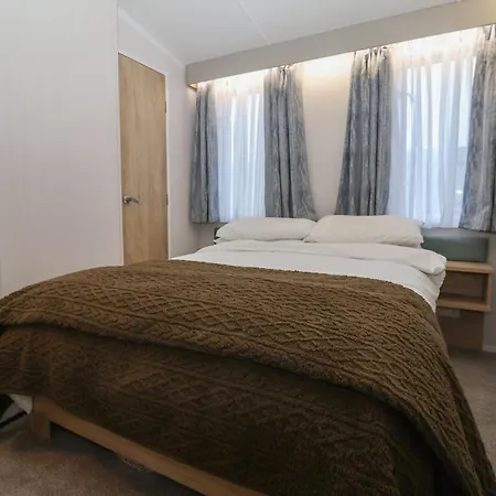22, Moselle Malton